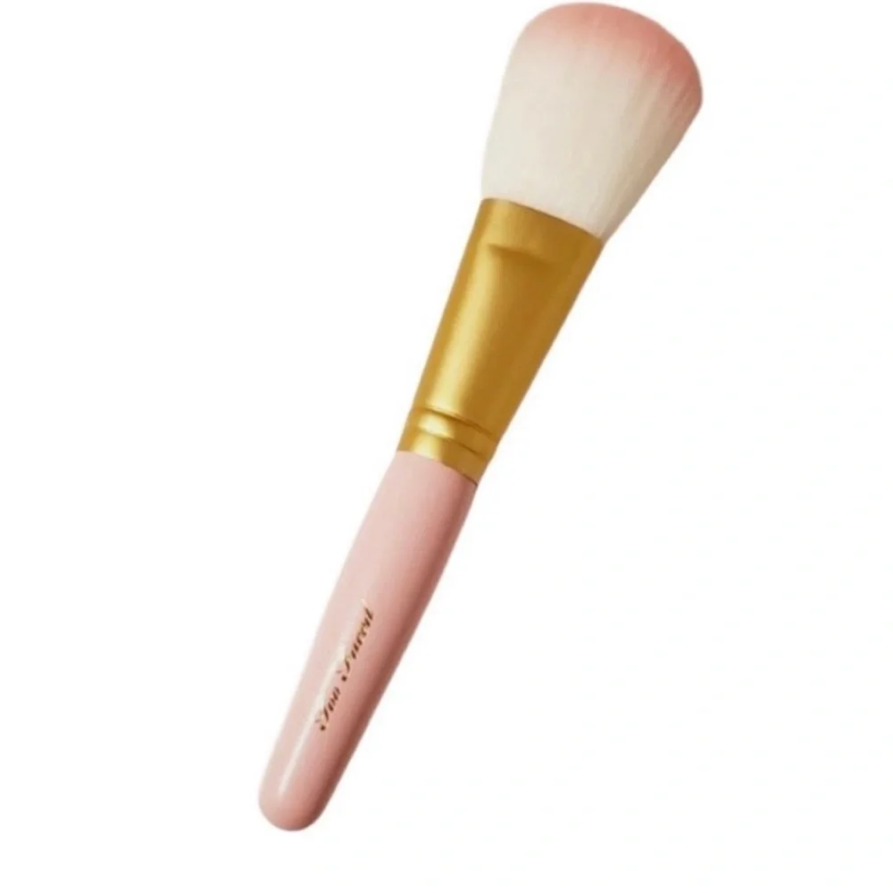 Too Faced Flatbuki Powder Brush